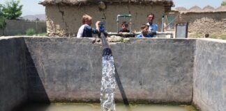 زمیندارگوہر علی کو ڈریپ ایری گیشن سسٹم لگانے سے اپنی معاشی حالت میں بہتری کی امید