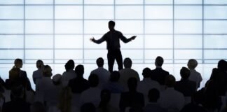 مقامی حکومت کے قوانین میں خلا اور چیلنجز