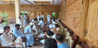 مردان: بیرونی ممالک قانونی اور محفوظ سفر کے بارے میں آگاہی مہم